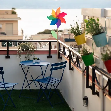 Fuori Squadro - In Centro Con Terrazza Relax Vista Mare Panzió Reggio di Calabria