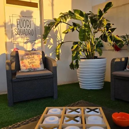 Fuori Squadro - In Centro Con Terrazza Relax Vista Mare Panzió Reggio di Calabria