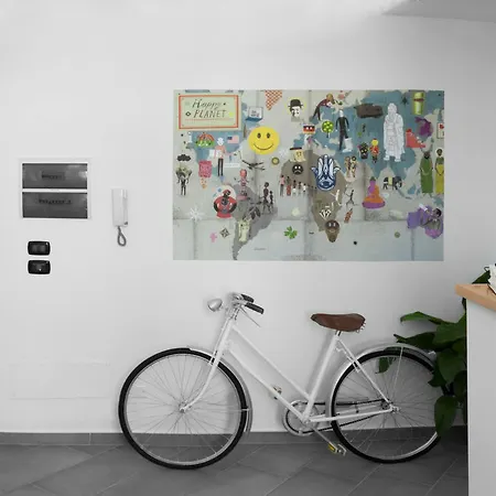 Fuori Squadro - In Centro Con Terrazza Relax Vista Mare 3* Reggio di Calabria