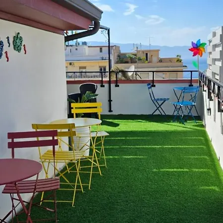 Bed & Breakfast Fuori Squadro - In Centro Con Terrazza Relax Vista Mare