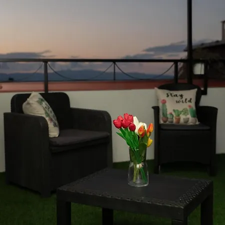 Alojamento de Acomodação e Pequeno-almoço Fuori Squadro - In Centro - Terrazza Relax Vista Mare Reggio di Calabria
