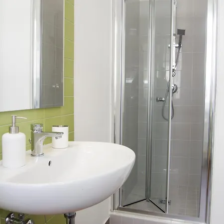 Fuori Squadro - In Centro Con Terrazza Relax Vista Mare B&B 3*