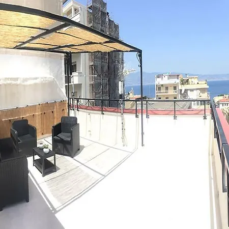 Bed & Breakfast Fuori Squadro - In Centro Con Terrazza Relax Vista Mare Reggio Calabria