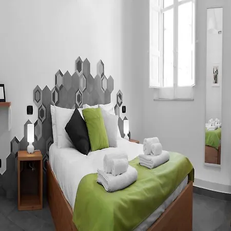 Fuori Squadro - In Centro Citta - Terrazza Relax Vista Mare Отель типа 